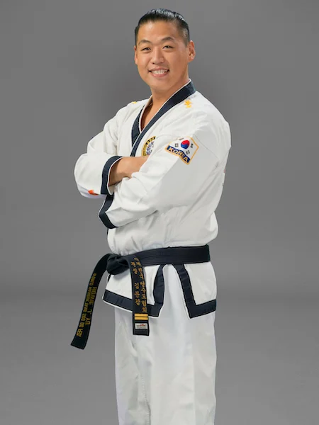Mr Howie Yu